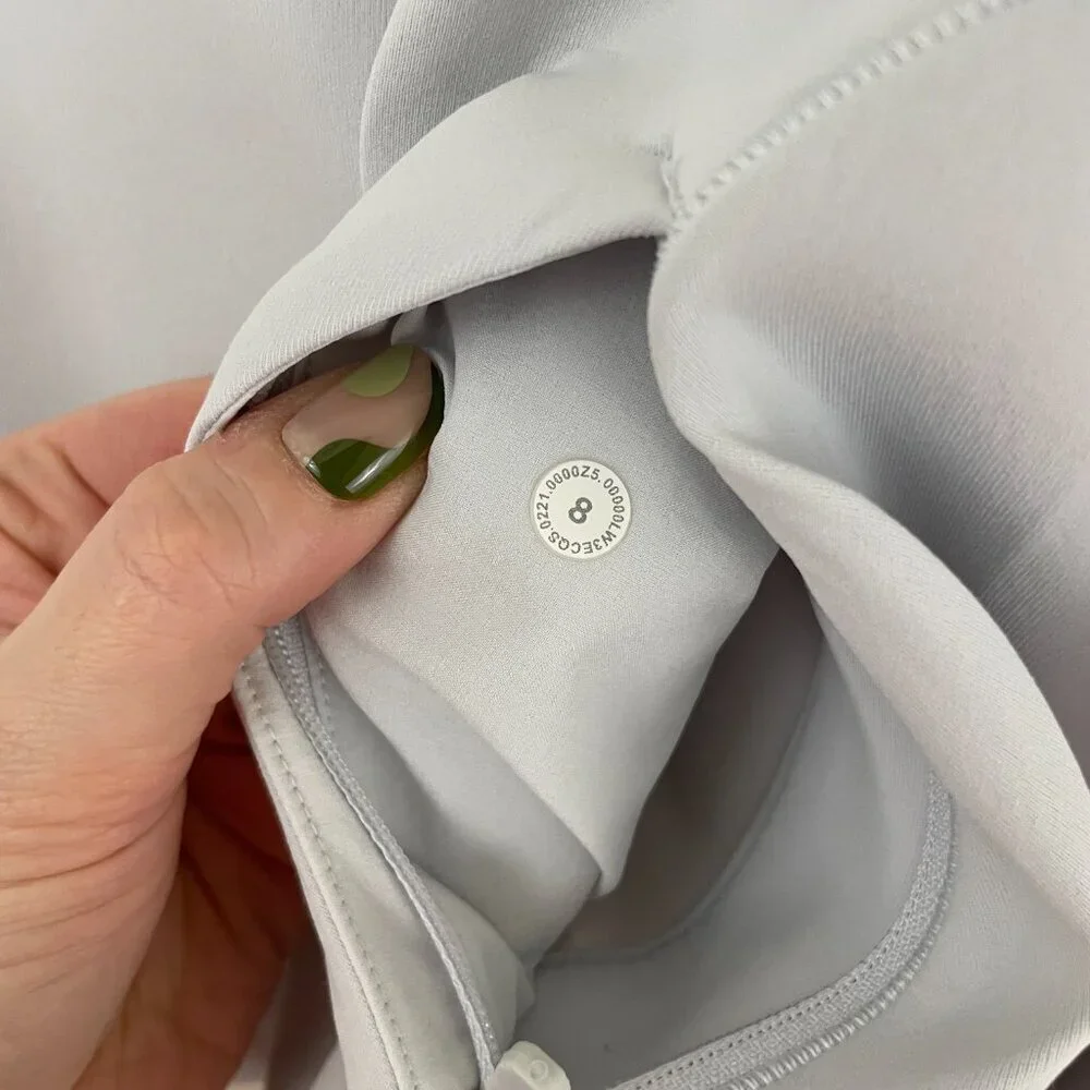 Lululemon AirWrap Pullover Hoodie in Alpine White Size 8